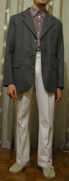 giacca classica abbinata a camicia con carrè